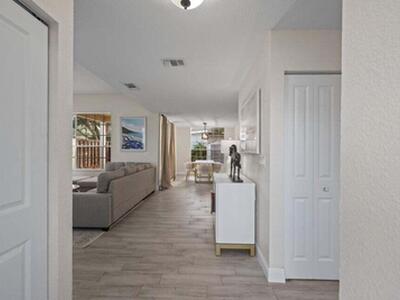 1050 Aviary Road, Wellington, FL 33414