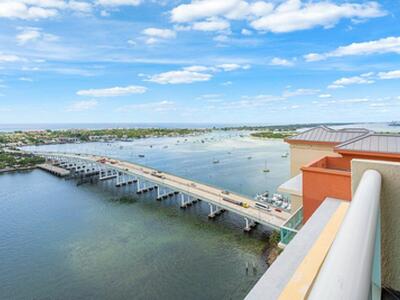 2640 Lake Shore Drive, Riviera Beach, FL 33404