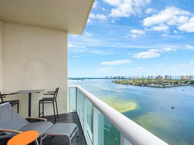 2640 Lake Shore Drive, Riviera Beach, FL 33404