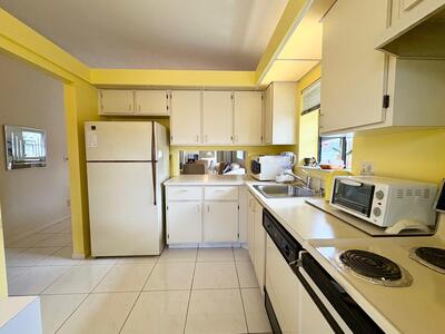 8279 Summerbreeze Lane, Boca Raton, FL 33496