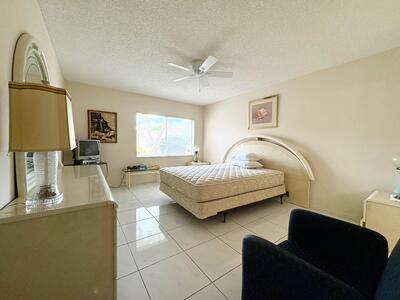8279 Summerbreeze Lane, Boca Raton, FL 33496