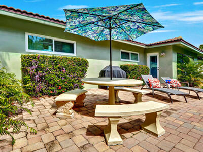 390 N Juno Lane, Juno Beach, FL 33408