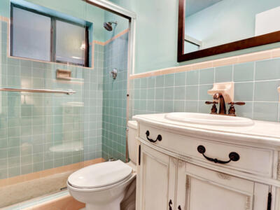 390 N Juno Lane, Juno Beach, FL 33408