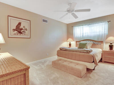 390 N Juno Lane, Juno Beach, FL 33408