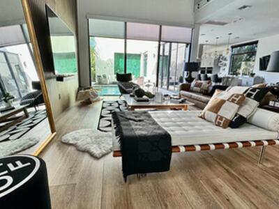 549 NE 10th Avenue, Fort Lauderdale, FL 33301