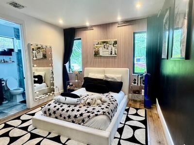 549 NE 10th Avenue, Fort Lauderdale, FL 33301