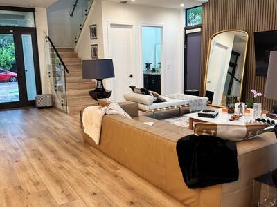 549 NE 10th Avenue, Fort Lauderdale, FL 33301