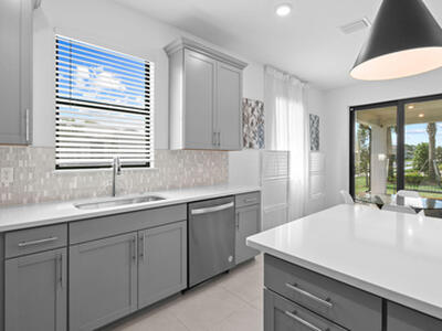 758 SE Courances Drive, Port Saint Lucie, FL 34984