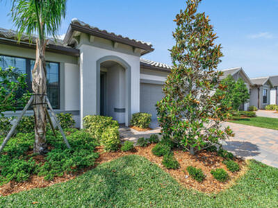 758 SE Courances Drive, Port Saint Lucie, FL 34984