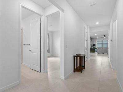 758 SE Courances Drive, Port Saint Lucie, FL 34984