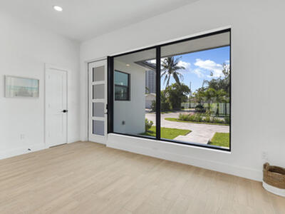 1248 N Harbor Drive, Singer Island, FL 33404