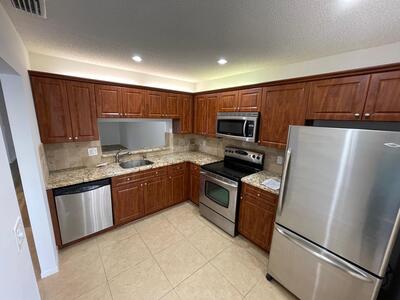 350 Club Circle, Boca Raton, FL 33487