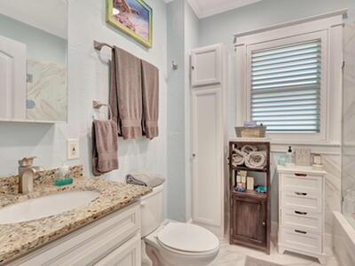 296 Vallette Way, West Palm Beach, FL 33401