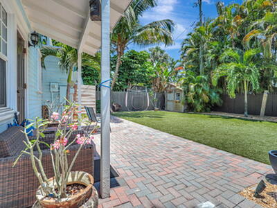 296 Vallette Way, West Palm Beach, FL 33401
