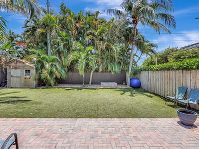 296 Vallette Way, West Palm Beach, FL 33401