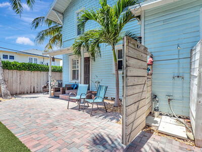 296 Vallette Way, West Palm Beach, FL 33401