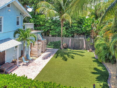 296 Vallette Way, West Palm Beach, FL 33401