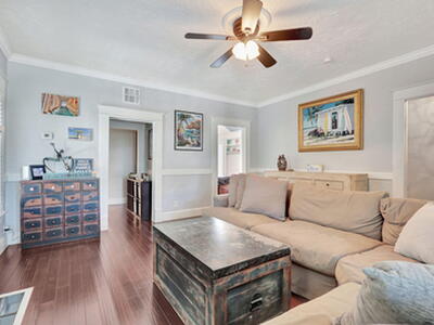 296 Vallette Way, West Palm Beach, FL 33401