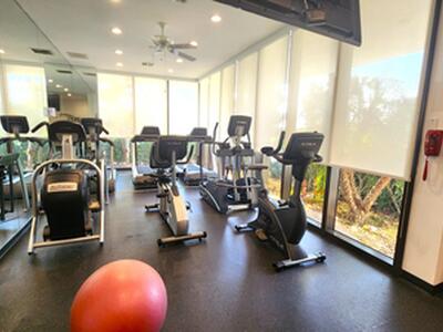 5510 N Ocean Drive, Singer Island, FL 33404