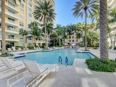 700 E Boynton Beach Boulevard