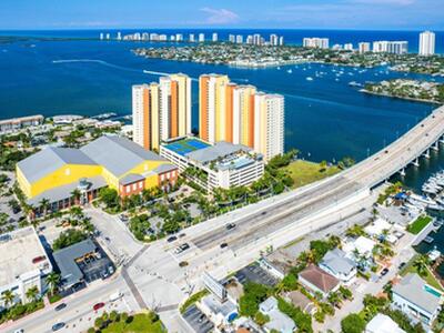 2640 Lake Shore Drive, Riviera Beach, FL 33404