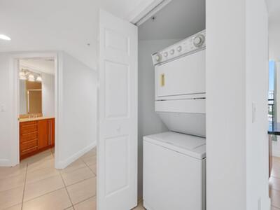 610 Clematis Street, West Palm Beach, FL 33401