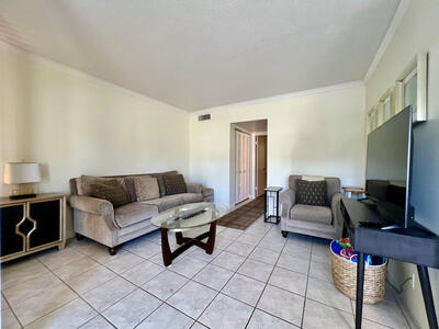 4201 S Ocean Boulevard, South Palm Beach, FL 33480