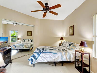 800 Uno Lago Drive, Juno Beach, FL 33408