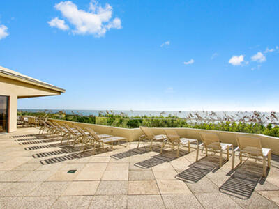 5540 N Ocean Drive, Singer Island, FL 33404