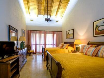 20 00, Casa de Campo, DR 22000