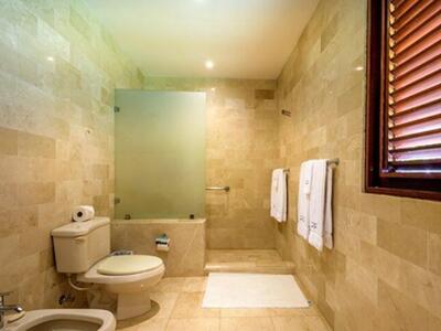 20 00, Casa de Campo, DR 22000