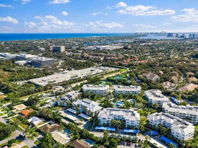 243 N Bay Colony Drive N