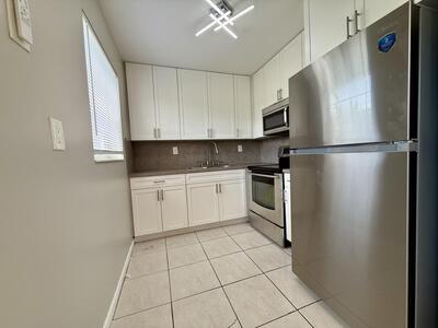 118 Andover E