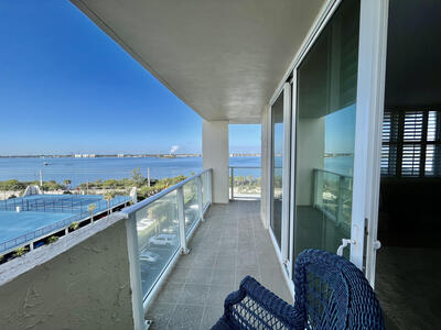 5440 N Ocean Drive, Riviera Beach, FL 33404