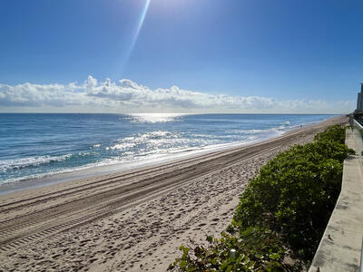 5440 N Ocean Drive, Riviera Beach, FL 33404