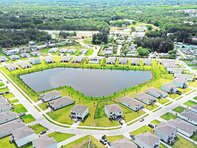 5929 SE Skyblue Circle, Stuart, FL 34997