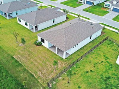 5929 SE Skyblue Circle, Stuart, FL 34997