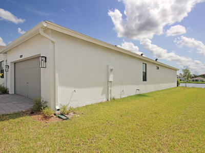 5929 SE Skyblue Circle, Stuart, FL 34997