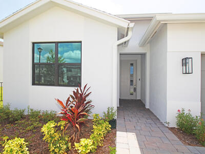 5929 SE Skyblue Circle, Stuart, FL 34997