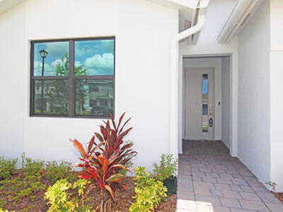 5929 SE Skyblue Circle, Stuart, FL 34997