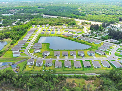 5929 SE Skyblue Circle, Stuart, FL 34997