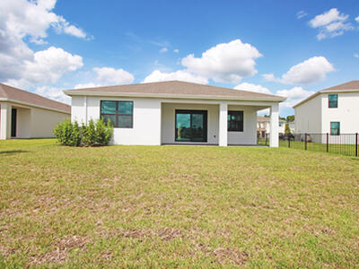 5929 SE Skyblue Circle, Stuart, FL 34997