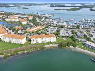 35 Harbour Isle Drive W, Fort Pierce, FL 34949