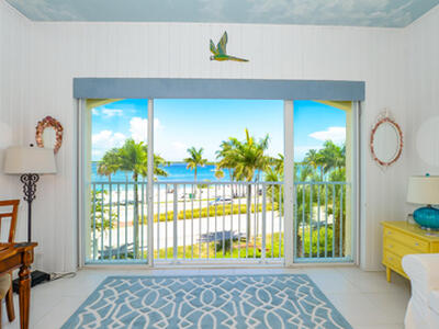 35 Harbour Isle Drive W, Fort Pierce, FL 34949