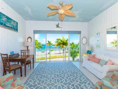 35 Harbour Isle Drive W, Fort Pierce, FL 34949