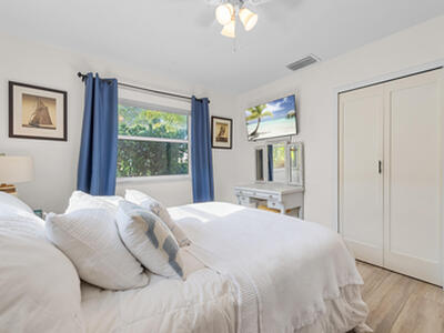 726 SE Seahouse Drive, Port Saint Lucie, FL 34983