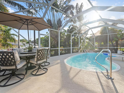 726 SE Seahouse Drive, Port Saint Lucie, FL 34983