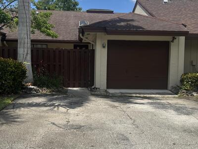 22682 Vistawood Way