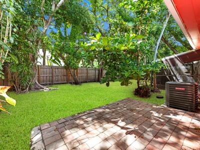 713 NE 17th Terrace, Fort Lauderdale, FL 33304