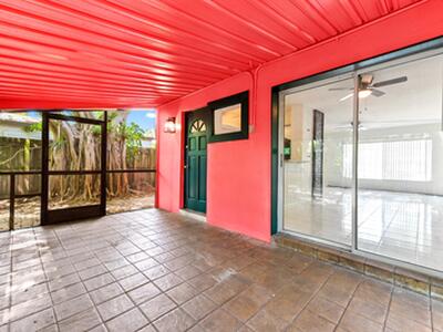 713 NE 17th Terrace, Fort Lauderdale, FL 33304